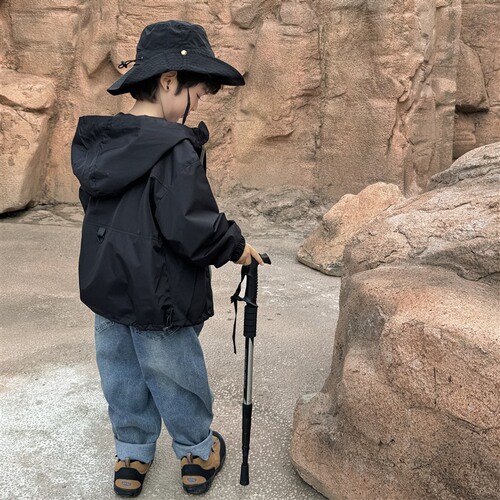 2024 Haimajia Boys Spring and Autumn New Outdoor Jackets Waterproof Hooded Jackets Children's Work Clothes Tops Korean Version