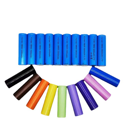 Factory direct sale 18650 lithium batteries 3.7V, flat and sharp tip digital power charging battery packs can be customized as per requirement.