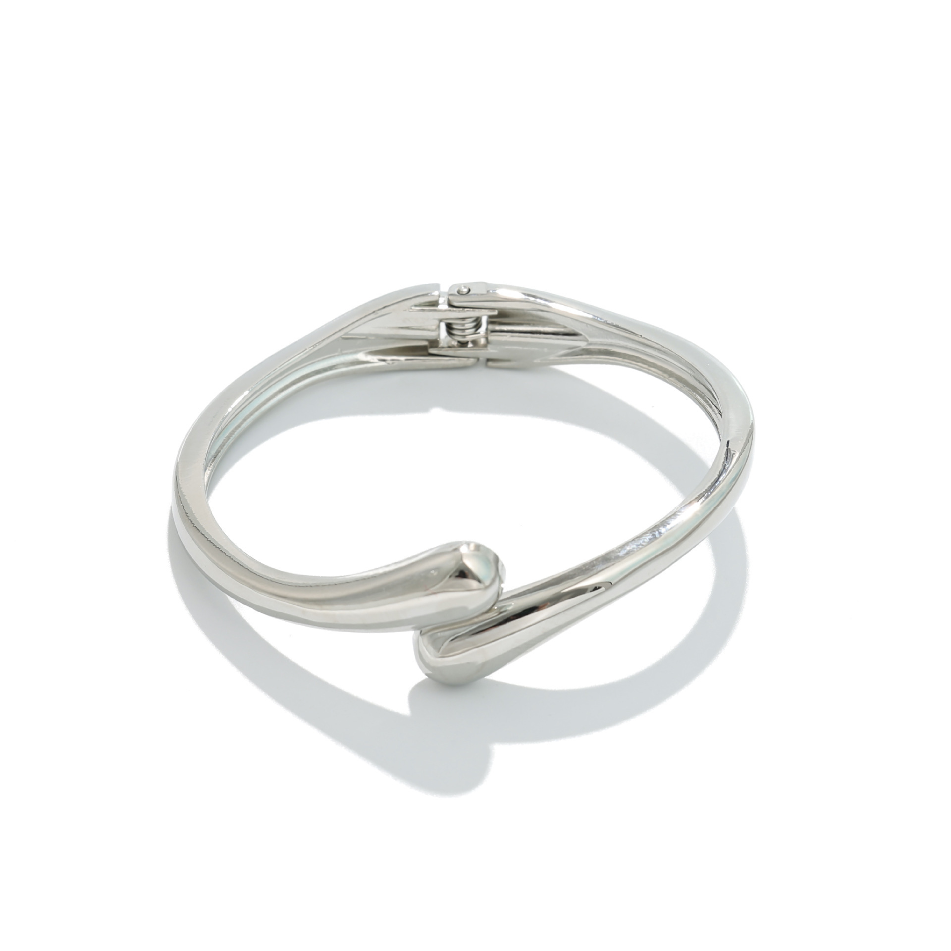 Conjunto de Joyería de Moda Europea y Americana, Estilo Simple de Metal Pesado, Anillo Geométrico Brillante, Gargantilla y Pulsera para Mujer, Gran Venta