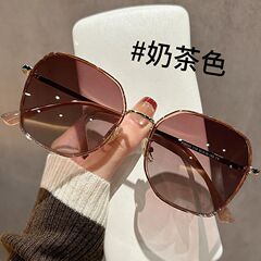 网红同款时尚优雅百搭墨镜男女通用太阳镜防紫外线渐变片太阳眼镜