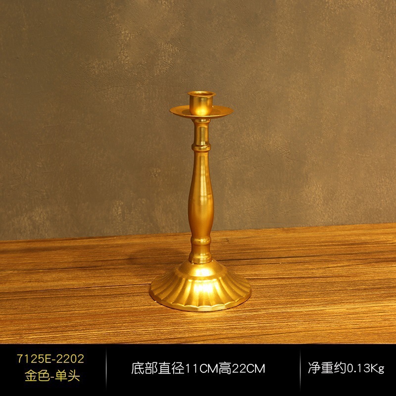 Vela de cumpleaños con luz de vela francesa medieval accesorios de decoración romántica casa retro luz de vela europea soporte de mesa de candelabro de hierro forjado