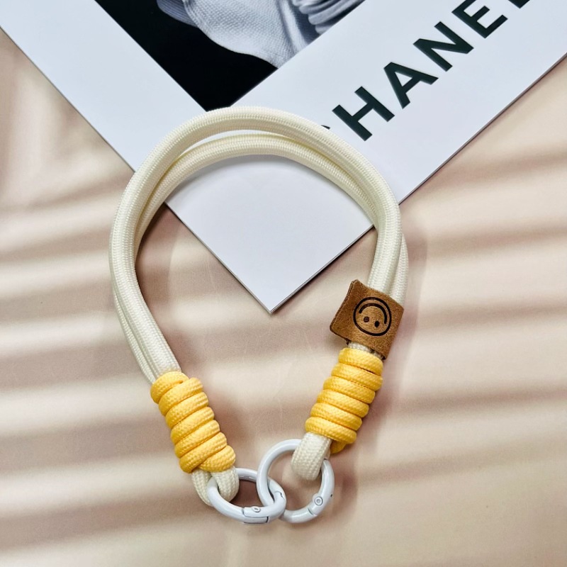 노란 밧줄 + 웃는 얼굴