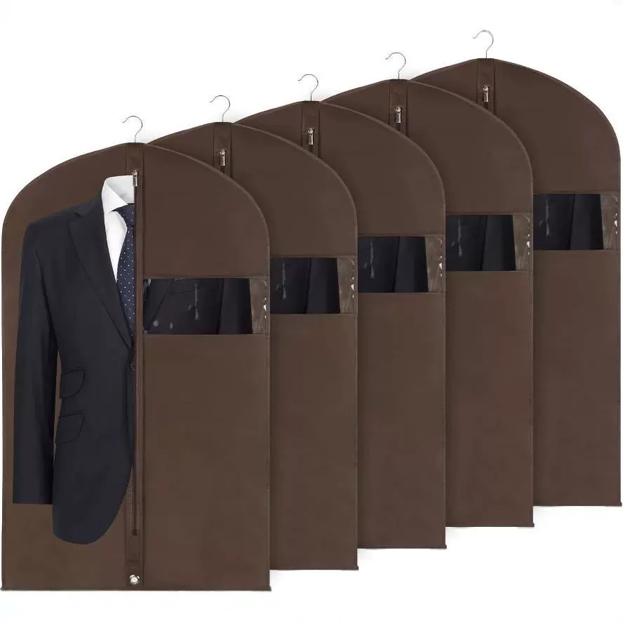 Специальное предложение: в наличии трансграничные чехлы для одежды, прозрачные пылезащитные чехлы для одежды с окном, коричневые нетканые чехлы для костюмов.