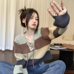 韩系条纹撞色系带chic别致上衣女2025秋季小个子显瘦百搭短款毛衣
