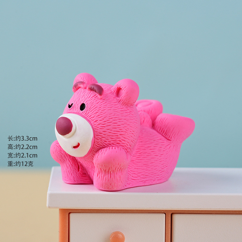 05 단색 딸기곰 - 누워서 볼을 받쳐주는 모습