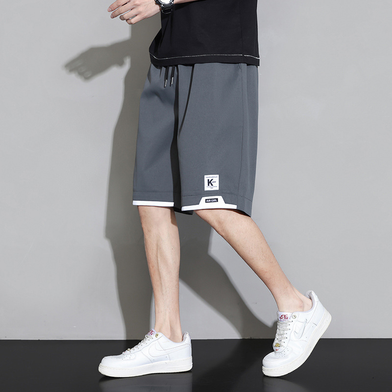 Pantalones cortos de seda de hielo para hombres verano 2024 nuevo tipo de herramientas de secado rápido cinco pantalones largos pantalones deportivos casuales sueltos