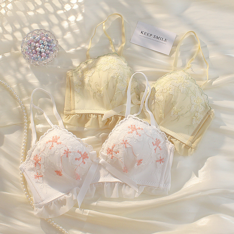 Japanese-style sexy small-breasted women's white underwear set, no underwire, youthful AA flat chest, large size, anti-sagging set