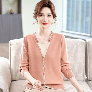 Mom Spring Western Style Loose Casual Top 2025 New Middle-aged and Elderly Women's Fake Two-piece Sweater Top Trendy