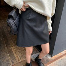 PU皮裙女秋冬季新款高腰百搭显瘦时尚洋气A字黑色包臀半身裙短裙