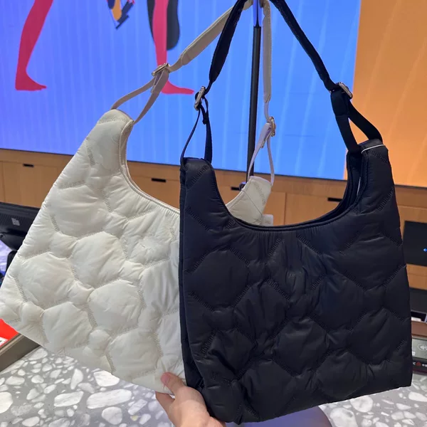 Lulu Autumn and Winter Quiltyplessures Shoulder Underarm Bag 5L and 14L Quilted Tote Bag with Large Capacity