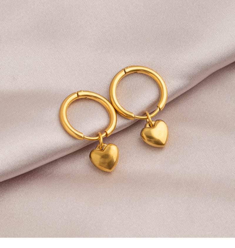 Boucles D'oreilles En Acier Titane Style Simple En Forme De Coeur 1 Paire display picture 1