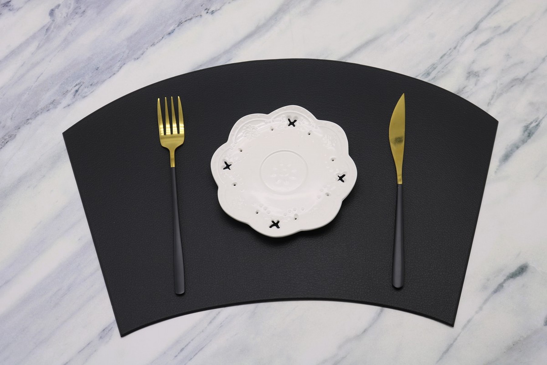 Semicírculo en forma de abanico Mantel Individual de cuero Nordic Light luxury home Hotel redondo antideslizante estera de mesa de PVC estera DE AISLAMIENTO impermeable