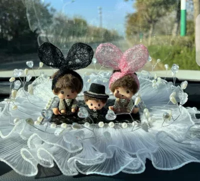 Monchhichi Center Console Car — Car ornaments - diamond-studded-3-doll-set-sasa-anti-slip-mat