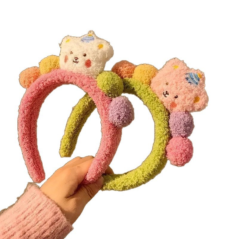 Lavar la cara de la banda de cabello para mujeres nuevas tarjetas de cabello rojas dulces en línea con máscaras antideslizantes de peluche para niños adorables adornos de cabello de dibujos animados