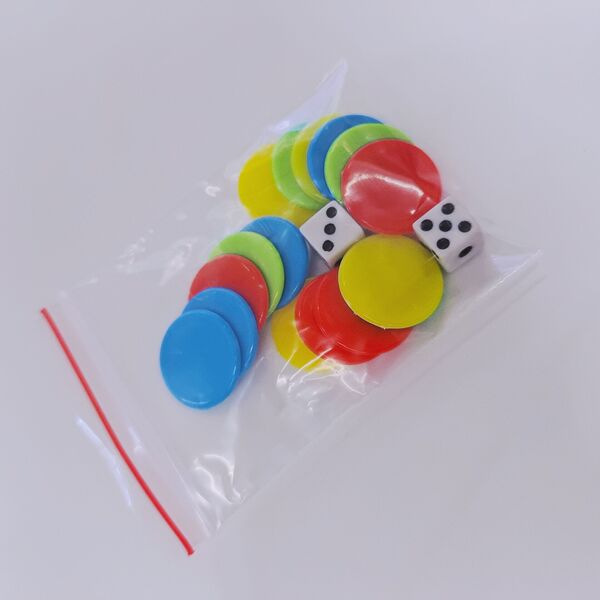 plastic beige dice