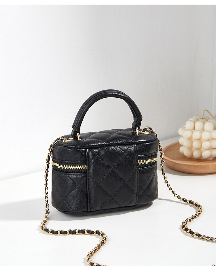 Borsa a tracolla mini trapuntata alla moda con catena_voghion.com