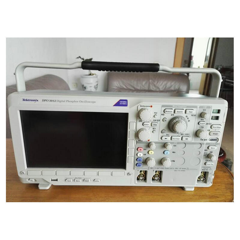 泰克/Tektronix DPO3032混合信号示波器  2通道 300MHz 2.5GS/s