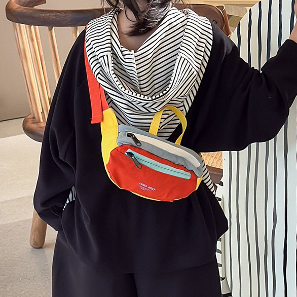 Korean-style trendy chest bag for boys and girls, lightweight and convenient for outings, new casual and sporty design, children's waist bag