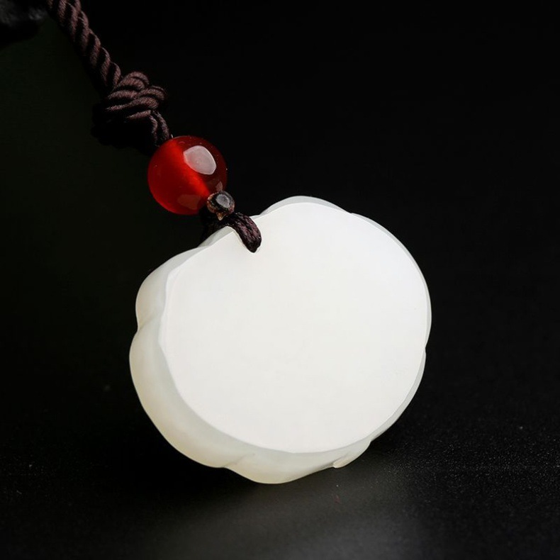 Mặt dây chuyền ngọc Hetian trắng 12 con giáp bản mệnh cầu bình an — Cung hoàng đạo hổ, Ngựa hoàng đạo, Cung hoàng đạo bò, Lợn hoàng đạo chi tiết 5