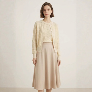 Chloeͬ��С���L�Ứ�����ɲ��U��ᘿ��_�� �����¿�Ů�b�A�I����