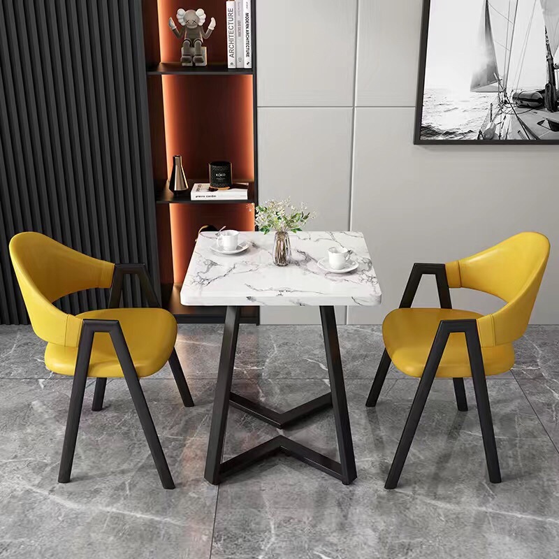 두꺼운 V다리-노란색 가죽을 사용한 인조대리석 사각테이블
