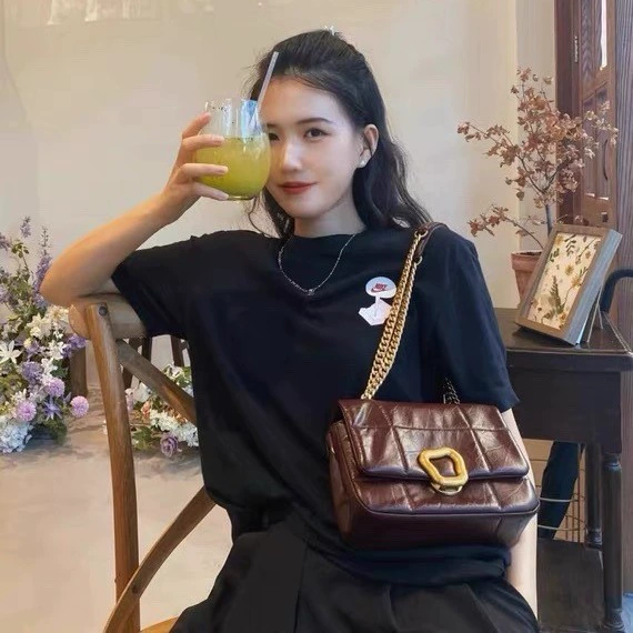 Shoulder bag, purse, one-shoulder bag, high-end