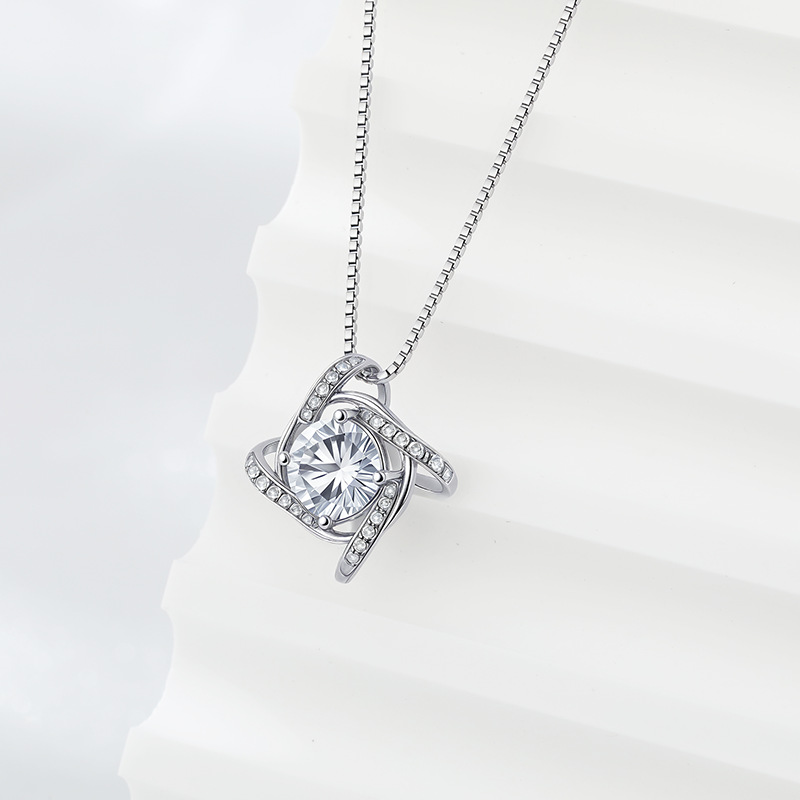 Collar de trébol de cuatro hojas de plata esterlina s925 europeo y americano transfronterizo Amazon moda moda cadena de clavícula colgante de circón de diamantes mujer