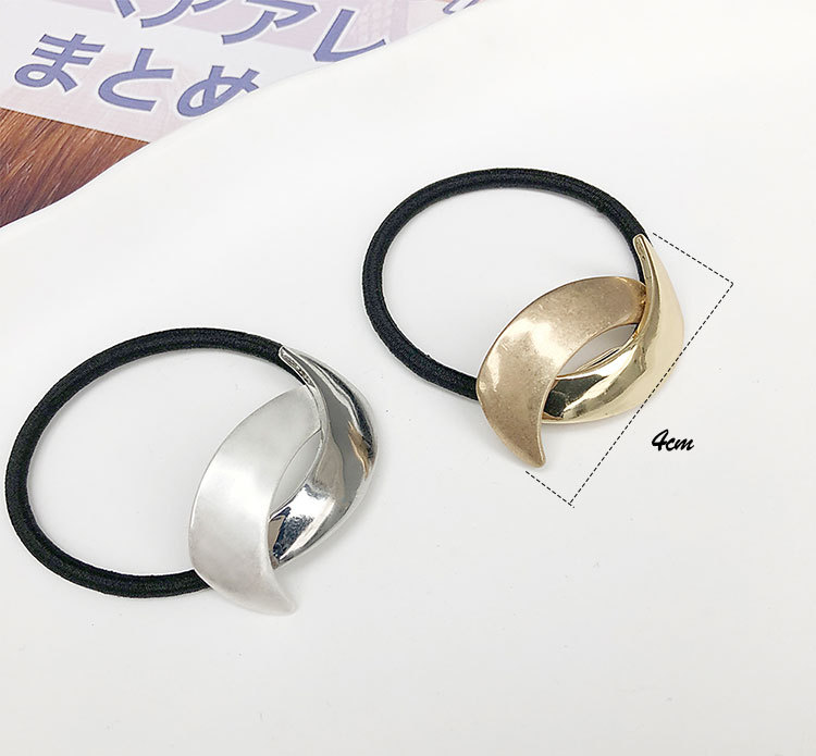 Women's Simple Style Moon Alloy Rubber Band Hair Tie display picture 1