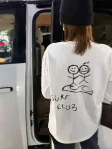 เสื้อยืดแขนยาวพิมพ์ลายคนไม้สไตล์เกาหลี เสื้อตัวบนผ้าฝ้ายกราฟฟิตี้ คอกลม ทรงหลวม แมตช์ลุคง่าย แนวอินสตาแกรม สำหรับฤดูใบไม้ร่วง สำหรับผู้หญิง