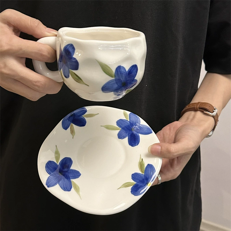Ceramic coffee cup set INS Japanese retro, hand-painted irregular saucer, vintage style