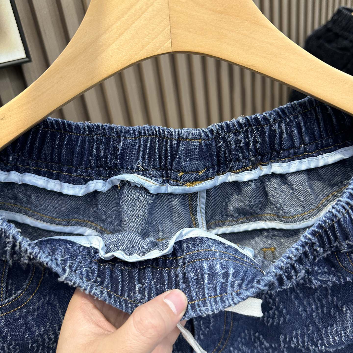 European Luxury Men's Jacquard Denim Shorts High End Summer Fashion Casual Beach Wear Five Point Straight Leg Pants_mkmklike.com