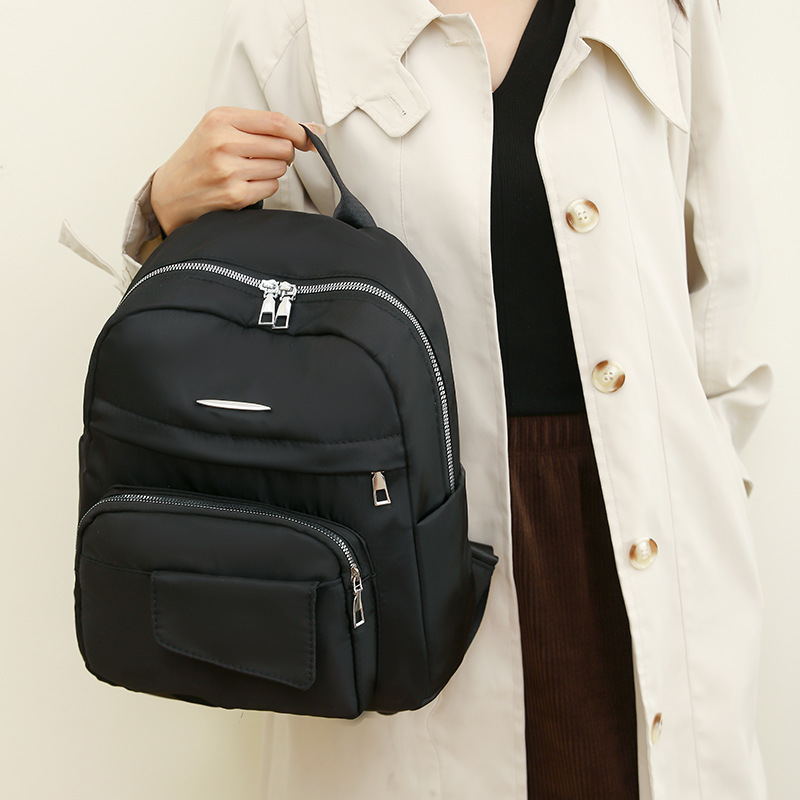 2024 Spring Urban Minimalist Nylon Women's Backpack_voghion.com