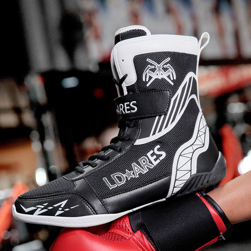 Direct from the manufacturer, new high-top men's training combat wrestling shoes, wear-resistant, non-slip, lightweight boxing shoes
