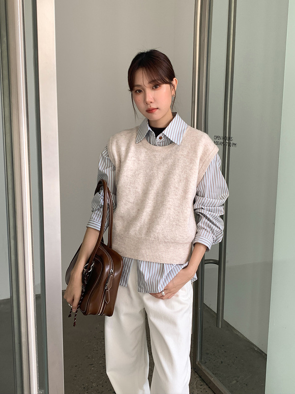 衣尔衫 高频叠穿 羊毛韩系百搭短款针织马甲女坎肩纯色休闲0584|undefined