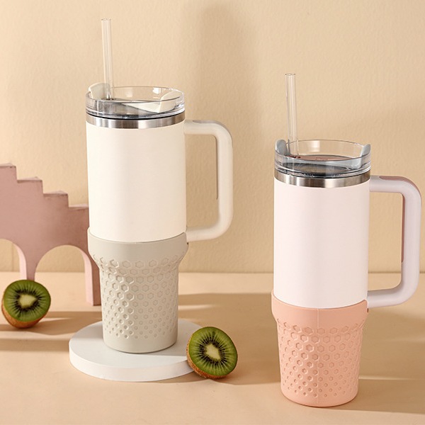 Transfronterizo Amazon Hot 40oz Ice Ba Cup Cover, abeja base Cup Cover, taza de automóvil silenciosa en stock