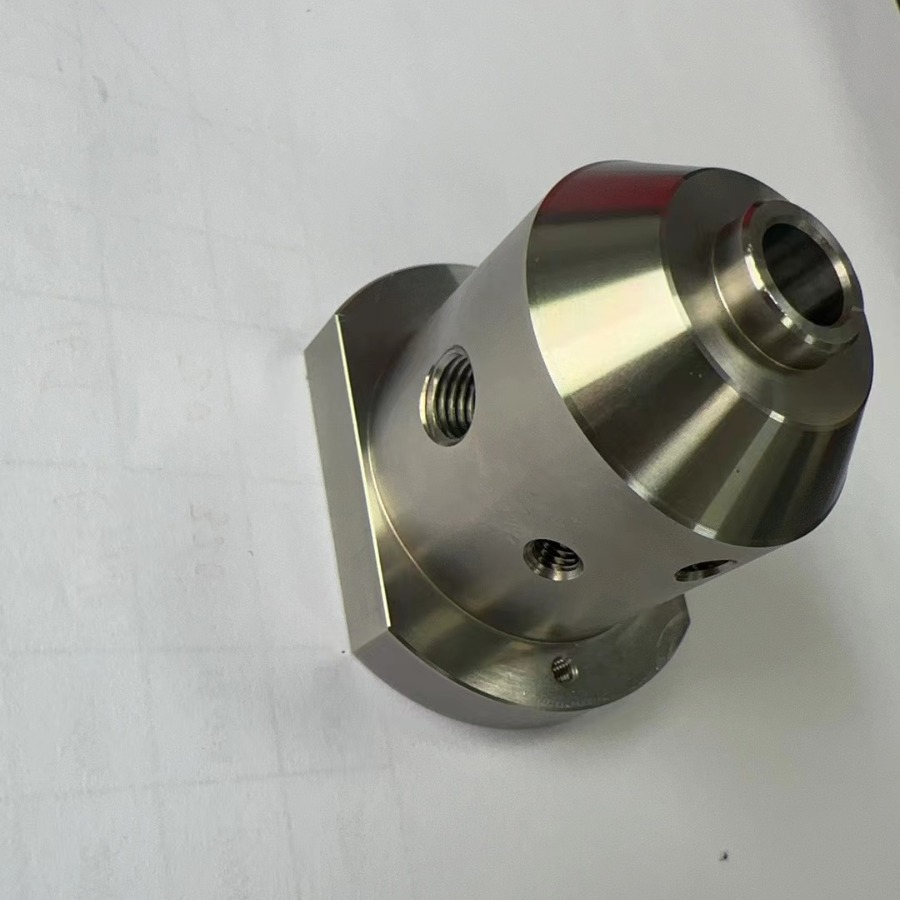 316L不锈钢精密加工医疗专用泵阀各种阀类加工件产品精密不锈钢