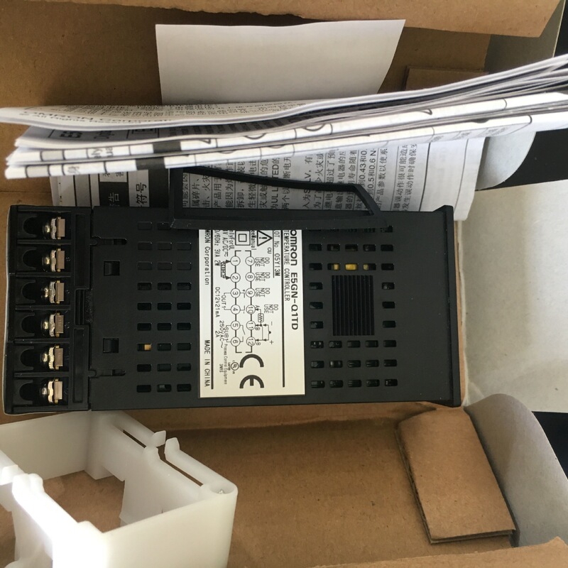 Genuine E5GN-Q103TD-C-FLK Q1TD Q103T-FLK RT-304 R03TC-FLK QP RTC
