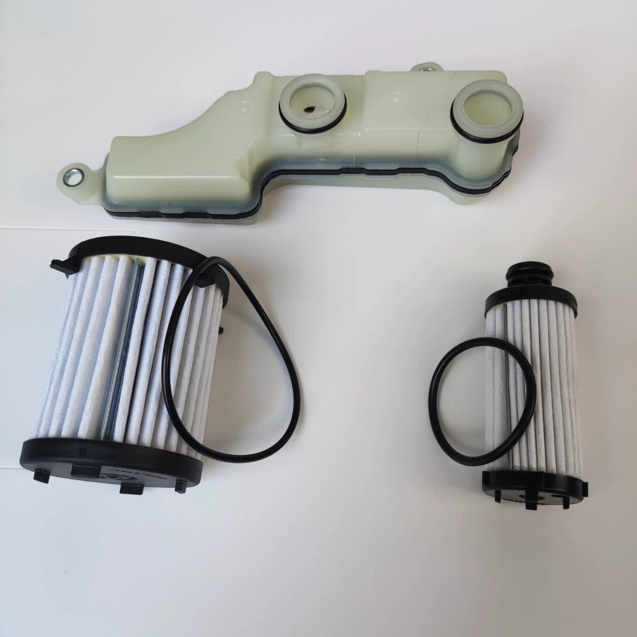 Экран фильтра коробки передач 0CK подходит для 0CJ Audi A5A7Q5 Volkswagen huiang 0CK325421A 121D