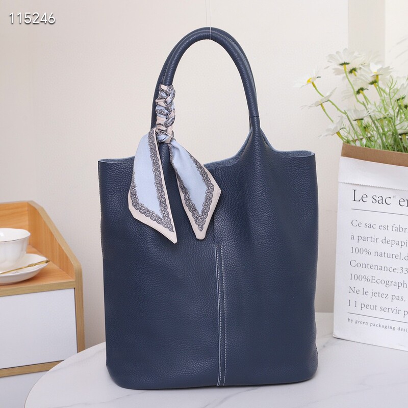 Bag women's autumn and winter cross-border tote bag niche design first layer cowhide bucket bag large capacity commuter shoulder bag