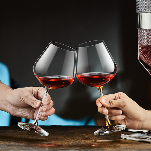 Luxury light luxury high-end golden red wine tall stemmed glass set home water crystal Burgundy large belly cup wine glass decanter