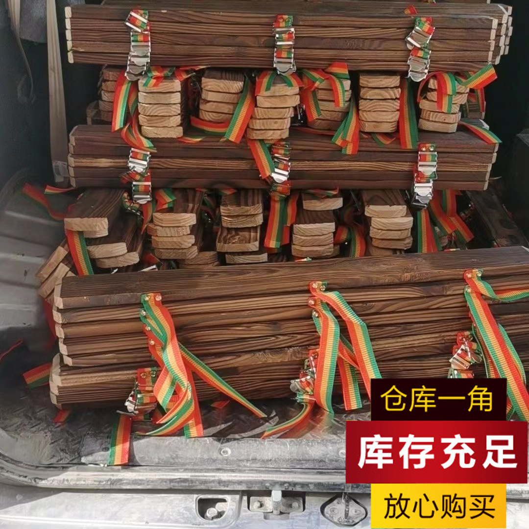 Fun sports meet props: Wooden plank shoes for teamwork, land dragon boat race, giant footprints, and giant footboard.