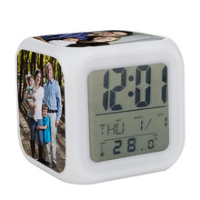 跨境亚马逊七彩发光热转印LED变色闹钟创意礼品生日礼物闹钟