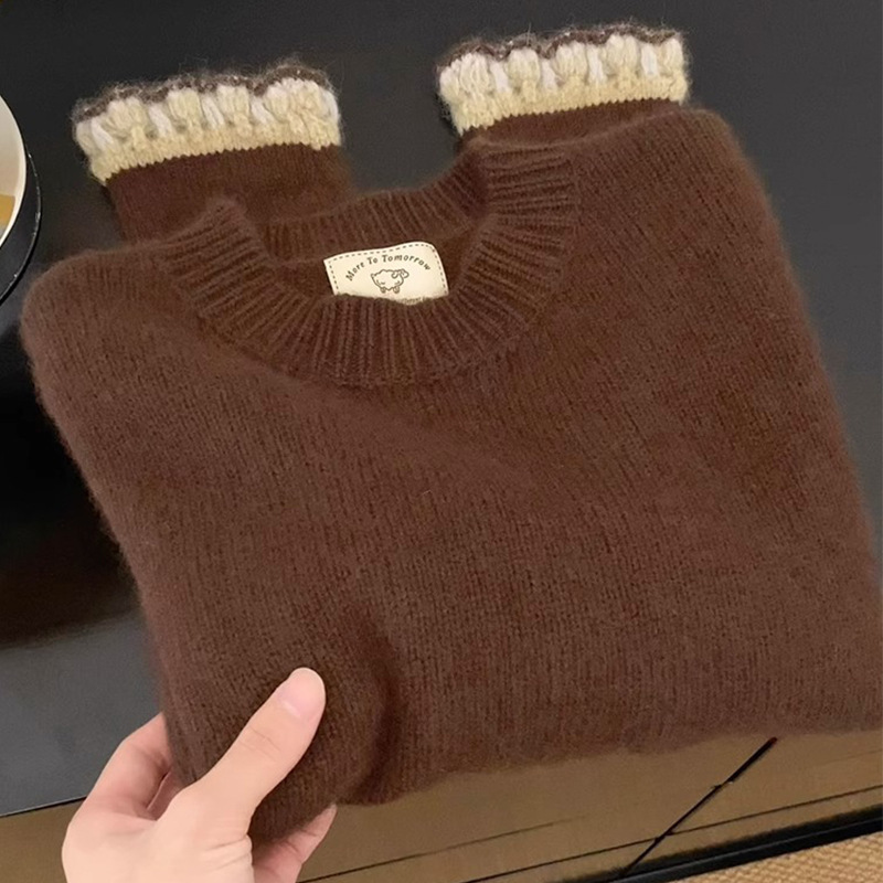 Brown Lace Knitwear for Women in Autumn and Winter, Super Nice Inner Knitwear, Soft and Waxy Lazy Style Bottoming Shirt Top