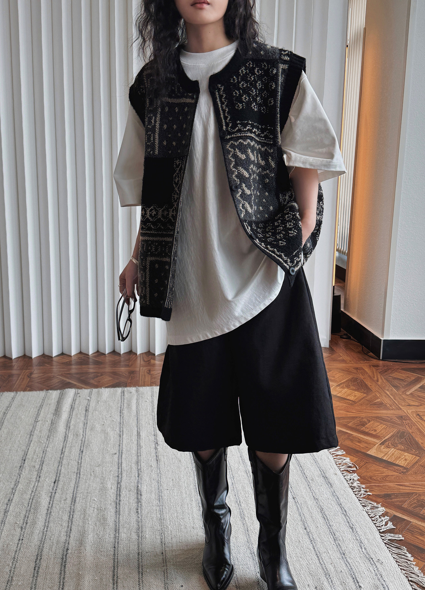 31805A85-7A43-4A32-BA90-65927B