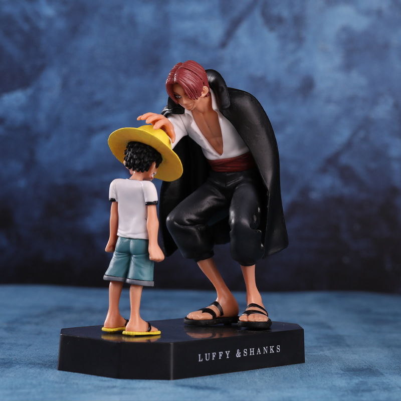Uno de los piratas hecho a mano Luffy y pelirrojo Shanks modelo adornos de regalo de cumpleaños adornos periféricos animados