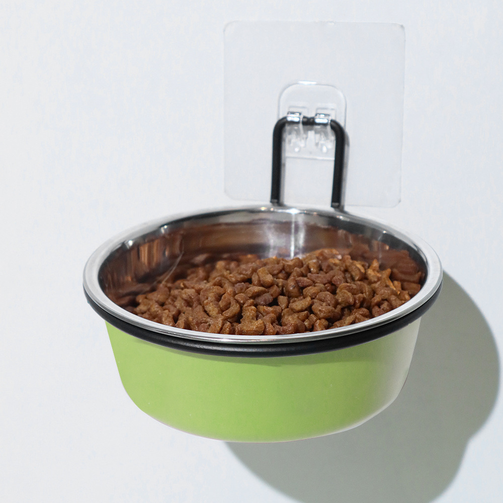 단색 녹색 선반 그릇