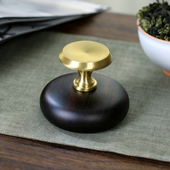 Black sandalwood cover tea pet accessories teapot lid bowl lid bracket Kung Fu tea set pure copper solid wood combination tea table decorations