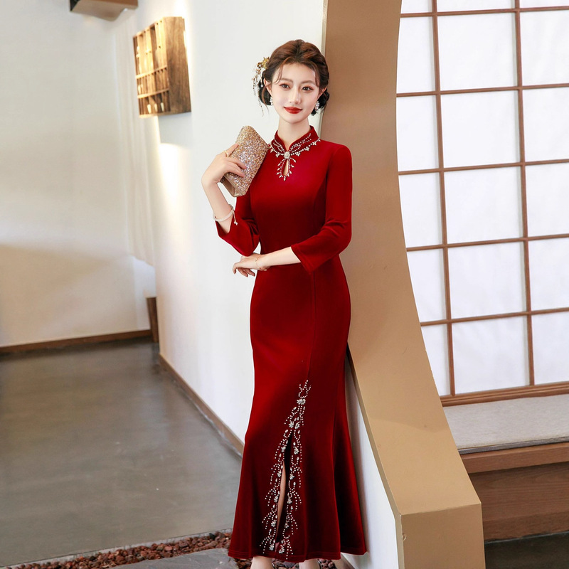 Elegant and Noble Wedding Attire for the Mother-In-Law, Autumn and Winter Wedding Dress 2026 New Style, Young Mother's Wedding Dress, Qipao Elegant and Noble Wedding Attire for the Mother-In-Law, Autumn and Winter Wedding Dress 2026 New Style, Young Mother's Wedding Dress, Qipao