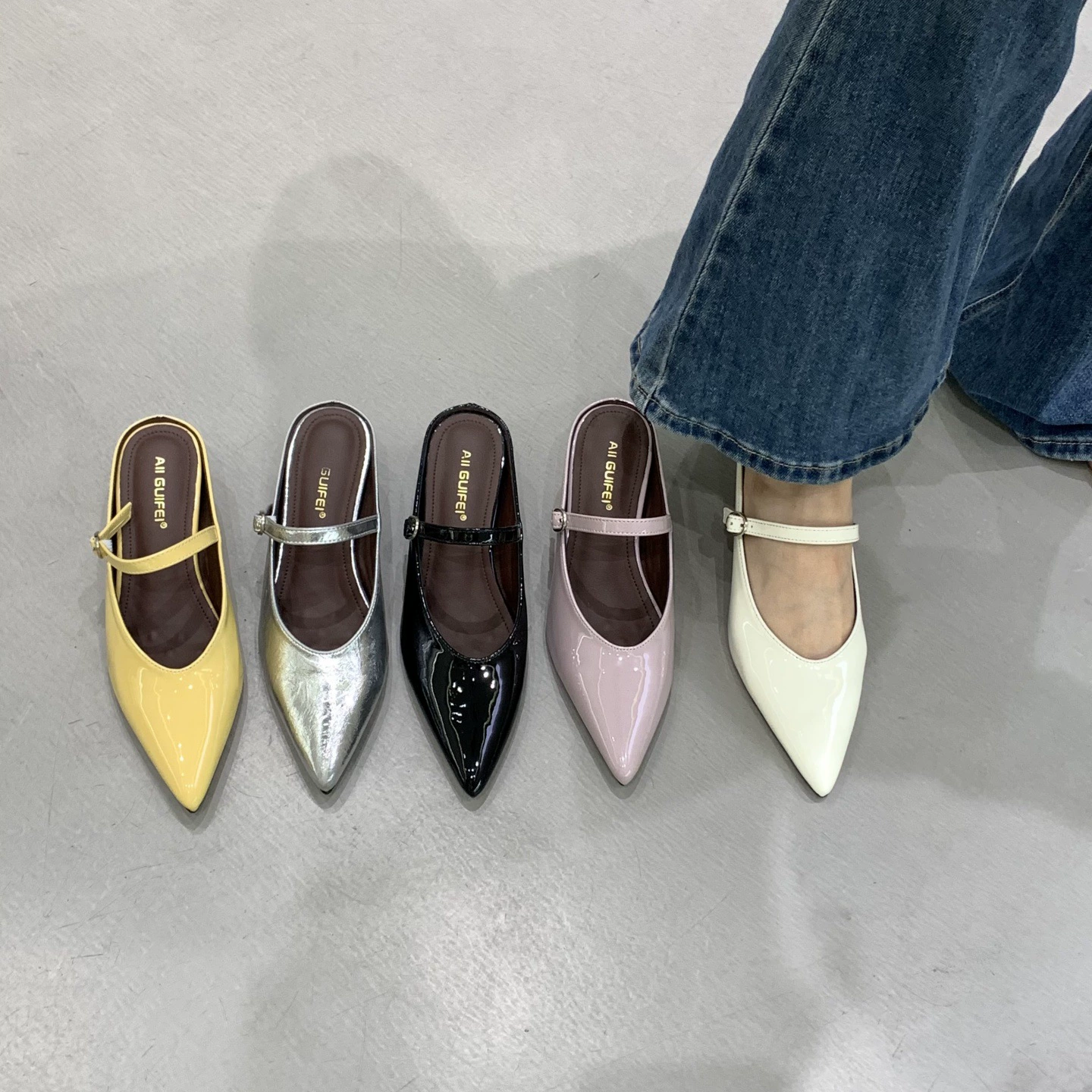 Женские туфли-лодочки Мэри Джейн с толстым каблуком и толстой подошвой, заостренным носком, серебристого цвета, весна-лето 2025, новая модель, французский стиль, полусандалии с закрытым носком.