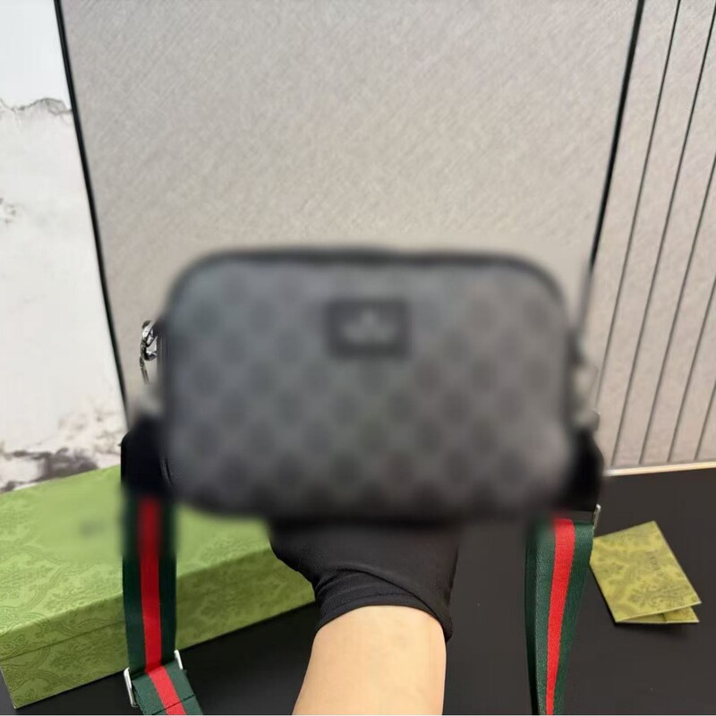 New Vintage Versatile Gucci Print Camera Bag for Men, Casual Shoulder Crossbody Bag with Large Capacity